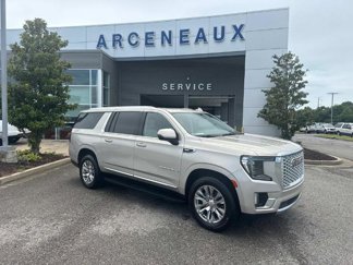 Used 2023 GMC Yukon XL Denali w/ LPO, Floor Liner Package image 1