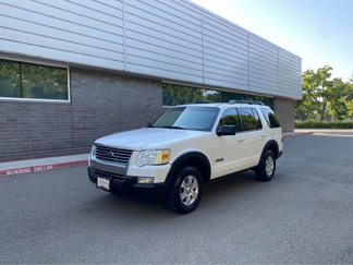 Used 2007 Ford Explorer XLT image 1