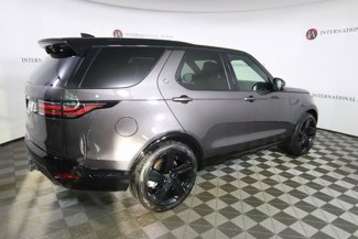 Used 2024 Land Rover Discovery Dynamic SE image 1