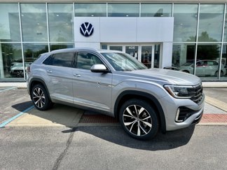 New 2025 Volkswagen Atlas Cross Sport SEL Premium R-Line image 1