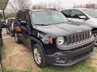 Used 2016 Jeep Renegade Latitude w/ Cold Weather Group image 1