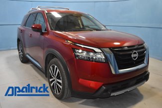 Used 2024 Nissan Pathfinder Platinum w/ Cargo Package image 1