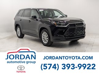 Used 2024 Toyota Grand Highlander XLE image 1