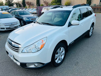 Used 2011 Subaru Outback 2.5i Limited w/ PWR Moonroof Pkg image 1