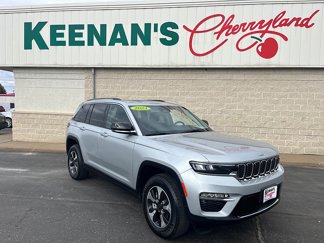Used 2023 Jeep Grand Cherokee 4WD 4xe image 1