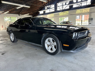 Used 2013 Dodge Challenger R/T image 1