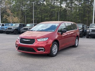 New 2025 Chrysler Pacifica Select image 1