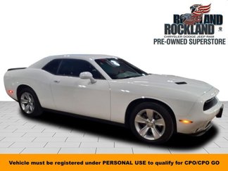Used 2023 Dodge Challenger SXT image 1