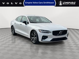 Certified 2025 Volvo S60 B5 Core image 1