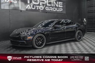 Used 2018 Porsche Panamera 4 image 1