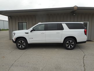 New 2025 GMC Yukon XL AT4 w/ AT4 Premium Package image 1
