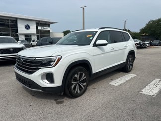 Used 2024 Volkswagen Atlas SE image 1
