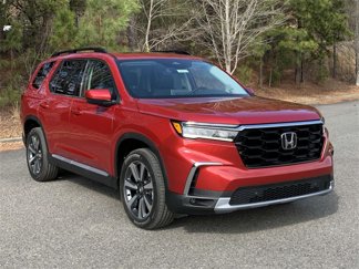 New 2025 Honda Pilot Touring image 1