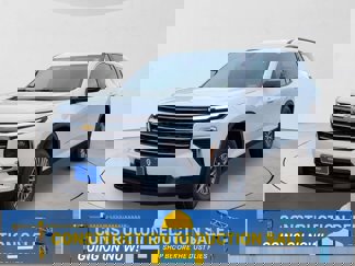 New 2025 Chevrolet Traverse LT image 1