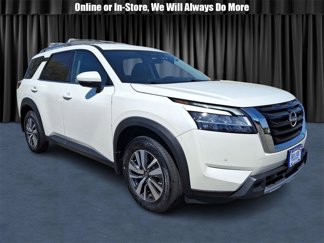 Used 2024 Nissan Pathfinder SL image 1