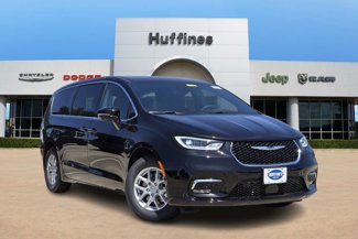 New 2025 Chrysler Pacifica Select image 1
