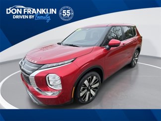 New 2025 Mitsubishi Outlander SE image 1