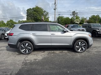 New 2025 Volkswagen Atlas SE image 1