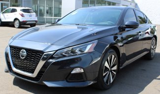 Used 2021 Nissan Altima 2.5 SV image 1