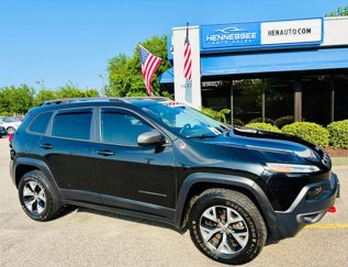 Used 2015 Jeep Cherokee Trailhawk image 1