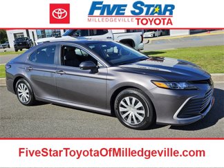 Used 2023 Toyota Camry LE video 1