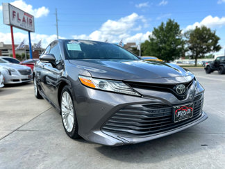 Used 2018 Toyota Camry XLE image 1