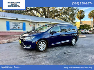 Used 2018 Chrysler Pacifica Touring-L image 1