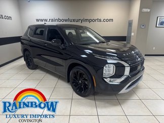 Used 2022 Mitsubishi Outlander SE image 1