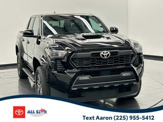 Certified 2024 Toyota Tacoma TRD Sport image 1
