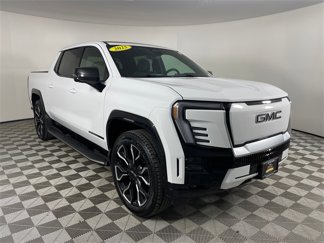 Used 2025 GMC Sierra EV Denali image 1