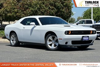 Used 2023 Dodge Challenger SXT image 1