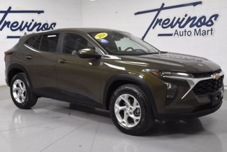 Used 2024 Chevrolet Trax LS w/ LS Convenience Package image 1