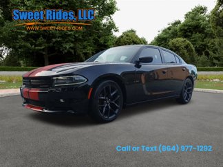 Used 2020 Dodge Charger SXT w/ Blacktop Package image 1
