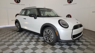 Used 2025 MINI Cooper S image 1
