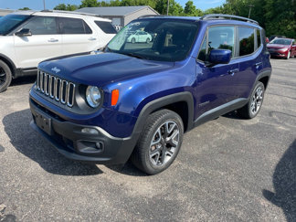 Used 2017 Jeep Renegade Latitude w/ Cold Weather Group image 1