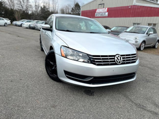 Used 2013 Volkswagen Passat TDI SE image 1
