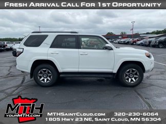 Used 2024 Toyota 4Runner TRD Off-Road Premium image 1