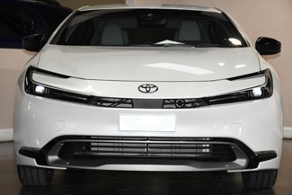 Used 2024 Toyota Prius XLE image 1