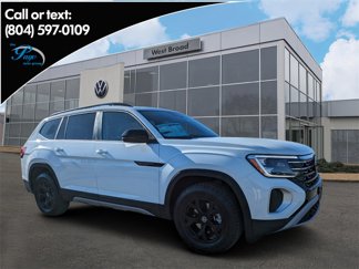 New 2025 Volkswagen Atlas Peak Edition SE image 1