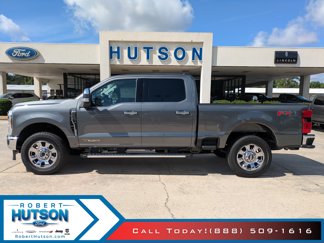 New 2025 Ford F250 4x4 Crew Cab Super Duty image 1