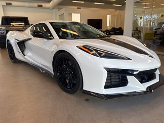 Used 2023 Chevrolet Corvette Z06 w/ Engine Appearance Package image 1