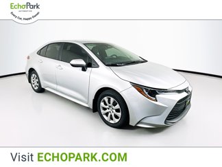 Used 2025 Toyota Corolla LE image 1