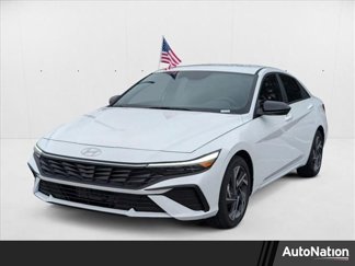 New 2025 Hyundai Elantra SEL image 1