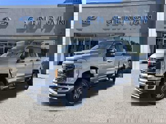 Used 2023 Ford F250 XL w/ FX4 Off-Road Package image 1