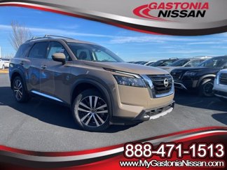New 2025 Nissan Pathfinder Platinum image 1