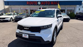 Used 2023 Kia Sorento LX image 1