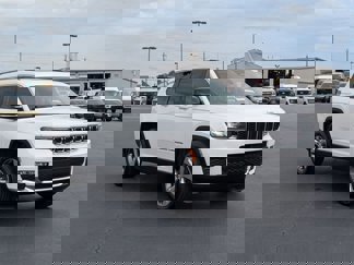 Used 2021 Jeep Grand Cherokee L Limited image 1