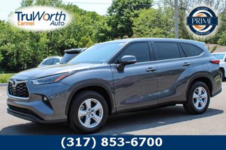Used 2023 Toyota Highlander LE image 1