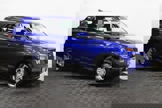 Used 2020 Hyundai Venue SE image 1