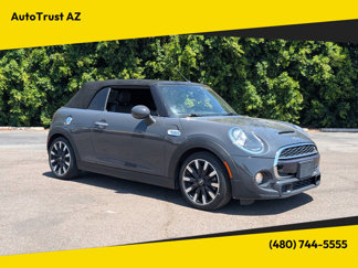 Used 2019 MINI Cooper S image 1